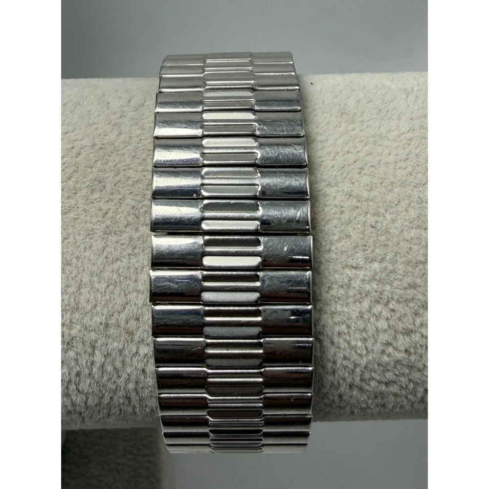 Pulsar V733-9A40 New Battery Mens Watch 36MM 7
